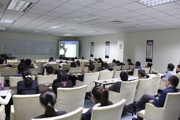 万搏（中国）总裁办开展合同法实务培训