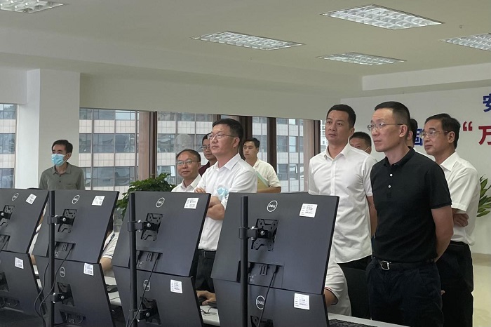 F:\yf\万搏（中国）
人‚209\确定版本1111111\1新闻稿‚20924省住建厅莅临万搏（中国）
调研\001.jpg
