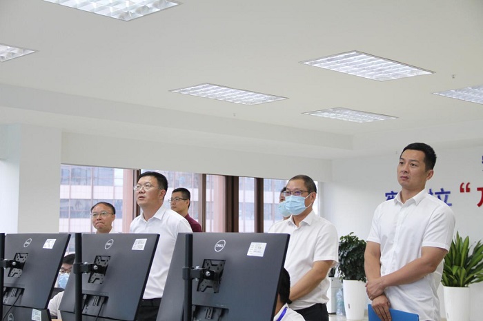 F:\yf\万搏（中国）
人‚209\确定版本1111111\1新闻稿‚20924省住建厅莅临万搏（中国）
调研\003.jpg
