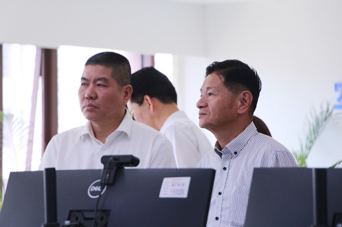 F:\yf\万搏（中国）
人.官网oa推文及图片4\2405\福建财政厅副厅长\选.jpg