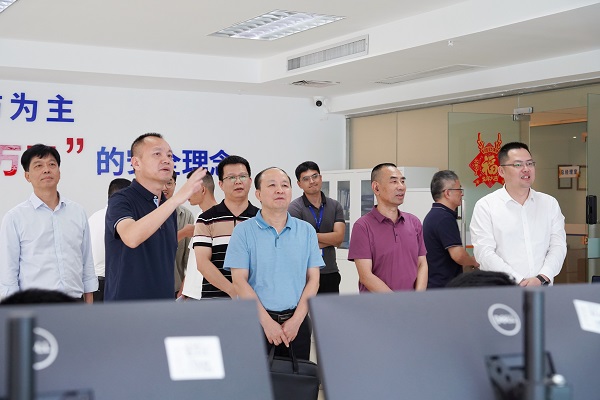 F:\yf\万搏（中国）
人.官网oa推文及图片‚4\2406\选.jpg